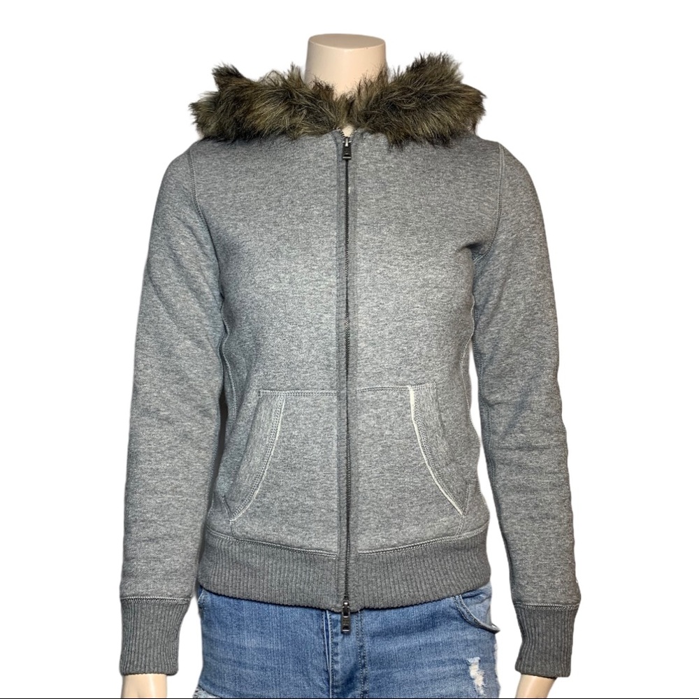 Aeropostale Grey Women’s Jacket/Sweater Size Small